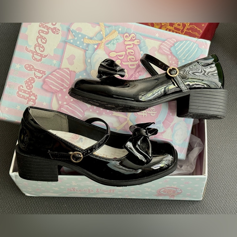 Black Patent Leather Mary Jane Heels with Bow Size 6.5